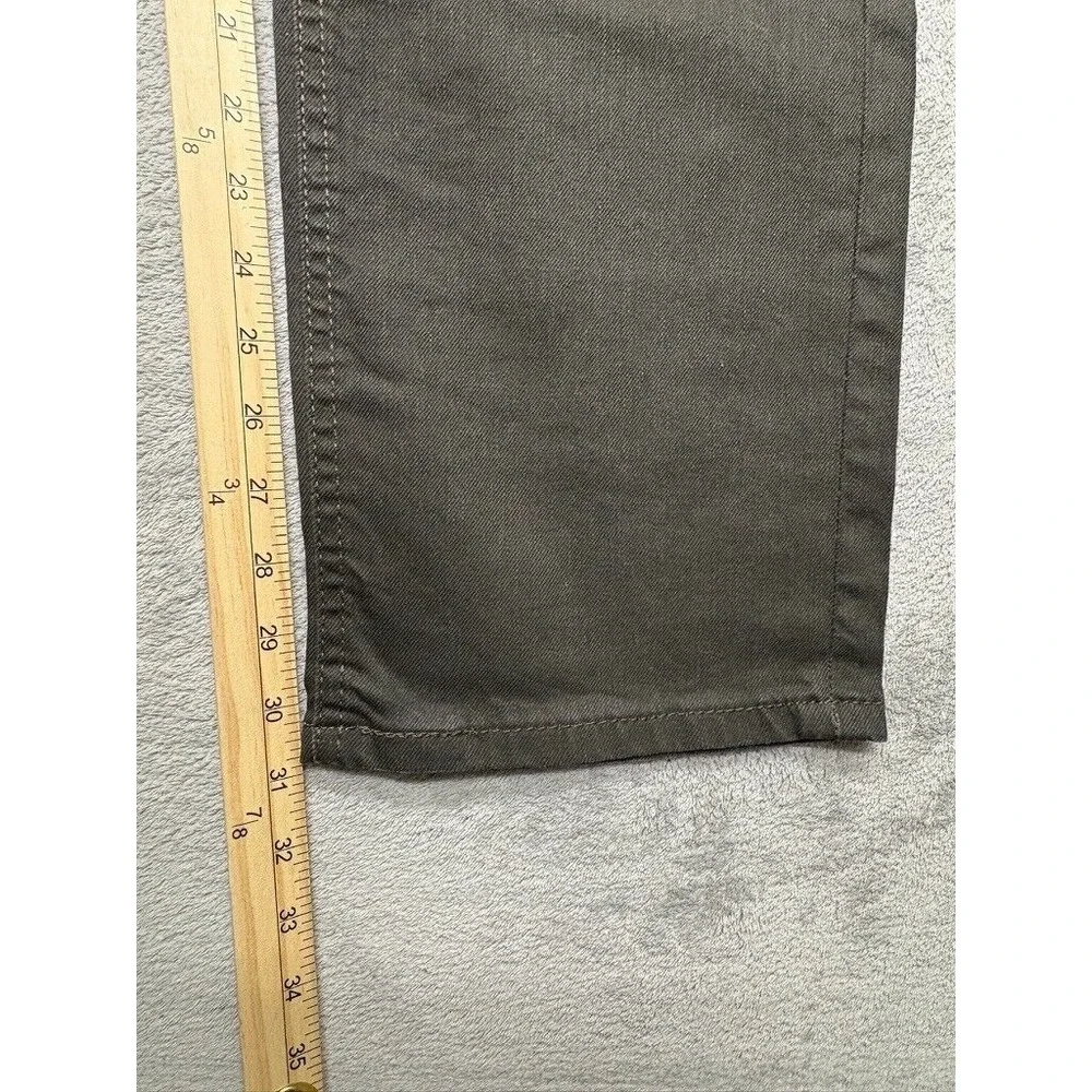 Levi's 541 Athletic Fit Jeans Brown Measured‎ 38x31 Denim Casual